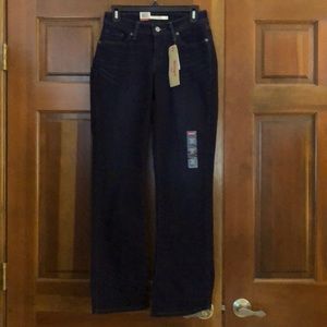 Levi’s “529” Curvy Bootcut Jeans